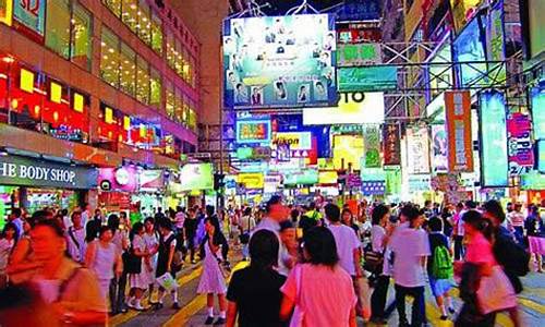 香港购物自由行能否在一处找齐周大福、六福、卡雅珠宝吗_香港买周六福是不是比较便宜