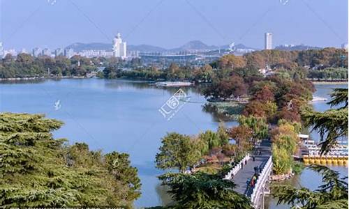 玄武湖公园离开玄武饭店距离_玄武湖公园离开玄武饭店距离有多远